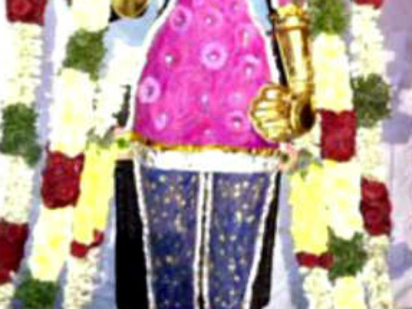 சர்ச்சையான சுடிதார்