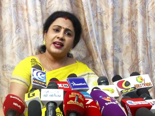 அனிதா விலகல் அறிவிப்பு