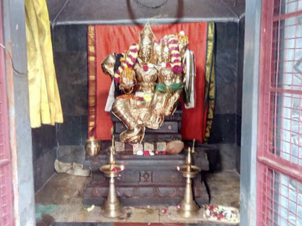 ஸ்ரீ பைரவருக்கு நிவேதனம்