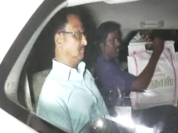 Bank Manager arrested at Ambur for getting bribe to sacntion farm loan Bank Manager arrested at Ambur for getting bribe to sacntion farm loan