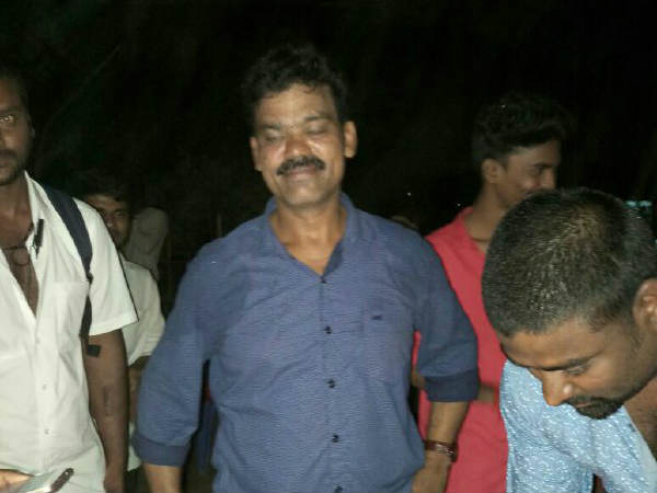 பின்மண்டை சில்லுகளை சிதறவிடும் பினு
