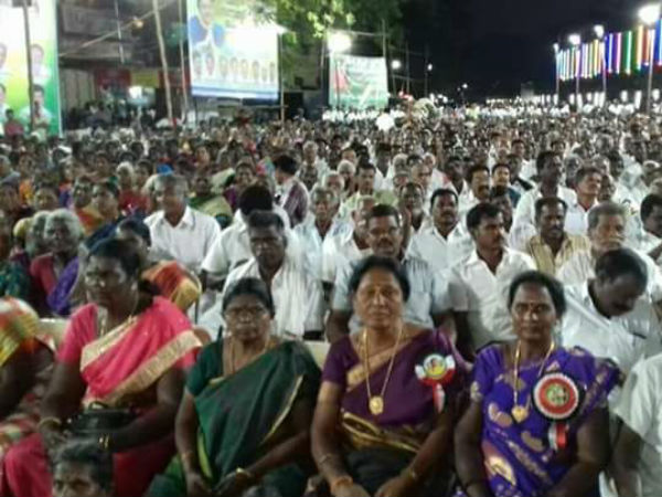 கூட்டம் அள்ளிவிட்டது
