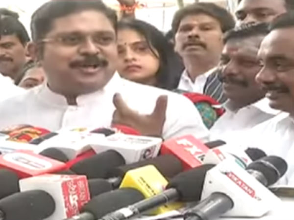 புதிய கட்சி பெயர் அம்மா அதிமுக