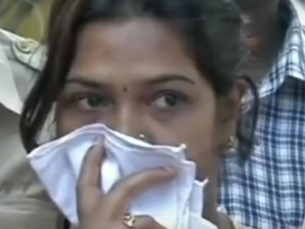 சபத்தை நிறைவேற்றினார் எழிலரசி