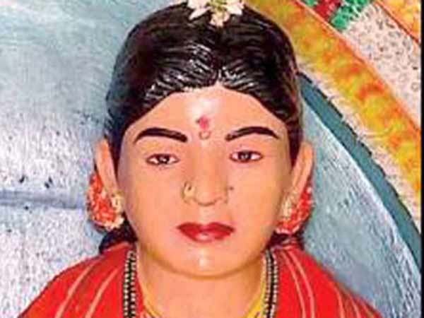 farmer- builds temple for wife farmer- builds temple for wife