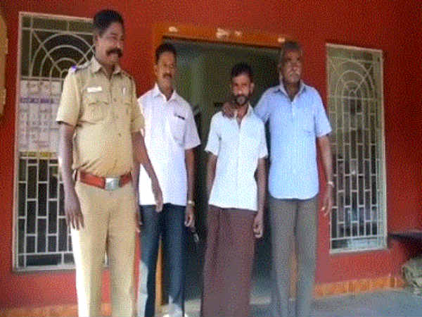 Father arrested for sexually assaulting her own daughter Father arrested for sexually assaulting her own daughter