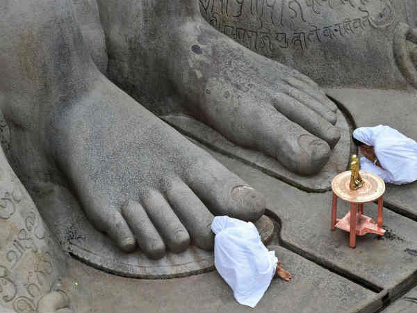 பக்தர்கள் பரவசம்