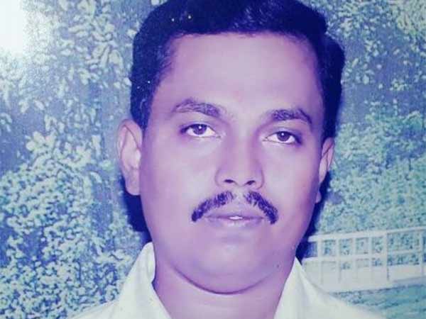 Government staff committed suicide at Thirunelveli due to stress Government staff committed suicide at Thirunelveli due to stress