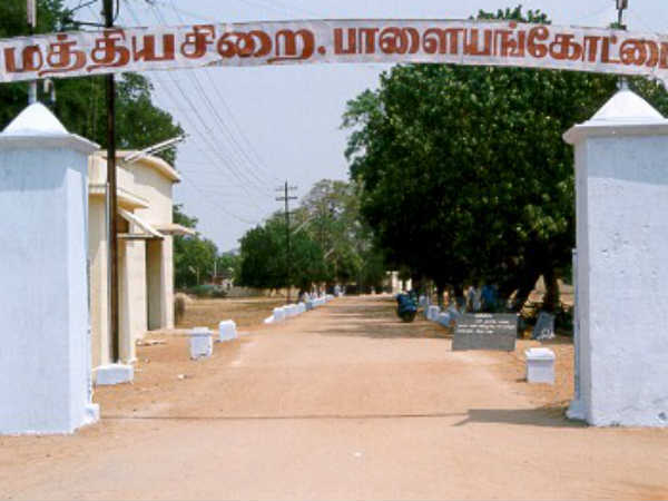 Over 300 Prisoners will be released soon from Palayamkottai Central Jail Over 300 Prisoners will be released soon from Palayamkottai Central Jail