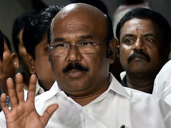 பைத்தியக்காரன் பத்தும் சொல்வான்