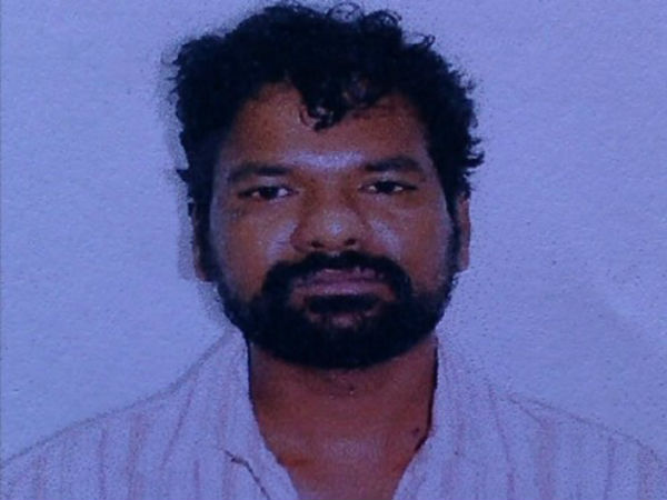 காது கம்மல்தான் காரணம்