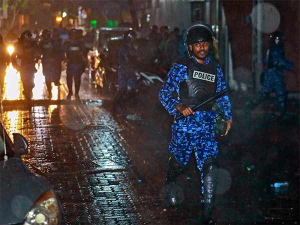 38 எம்பிகள் ஆதரவாக ஓட்டு