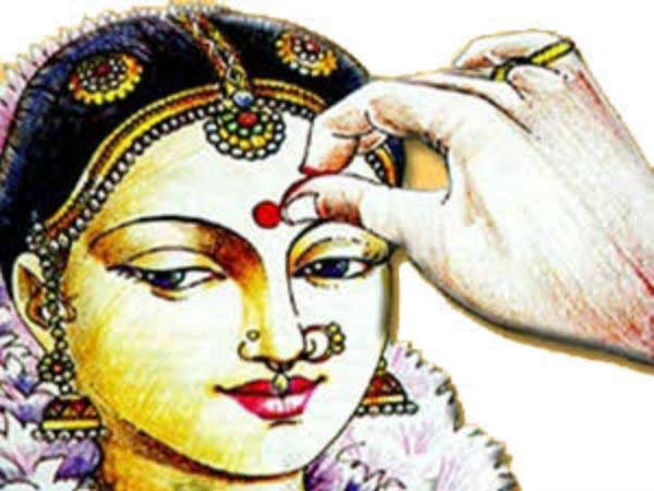 Masi Tuesday is auspicious to pray Avvyaramman for longevity of Husband Masi Tuesday is auspicious to pray Avvyaramman for longevity of Husband
