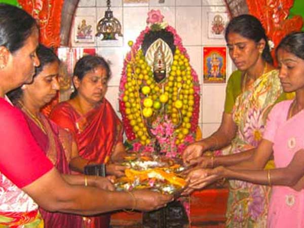 Masi Tuesday is auspicious to pray Avvyaramman for longevity of Husband Masi Tuesday is auspicious to pray Avvyaramman for longevity of Husband