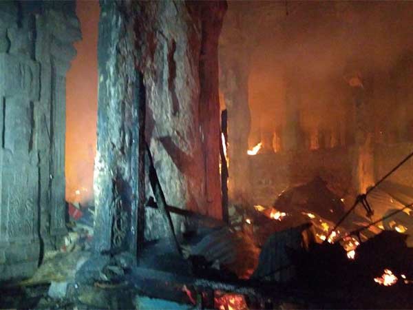 On last Friday also a fire incident reported in the Meenakshi Amman Temple On last Friday also a fire incident reported in the Meenakshi Amman Temple