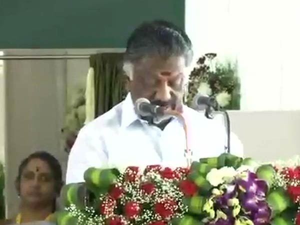 Deputy CM O Paneerselvam welcomes PM with english speech Deputy CM O Paneerselvam welcomes PM with english speech