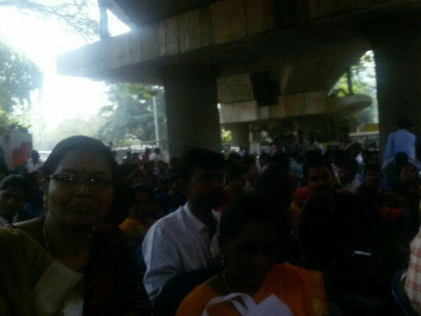 PWD engineers stage protest urging various demands PWD engineers stage protest urging various demands
