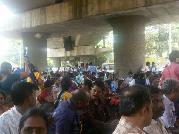 PWD engineers stage protest urging various demands PWD engineers stage protest urging various demands