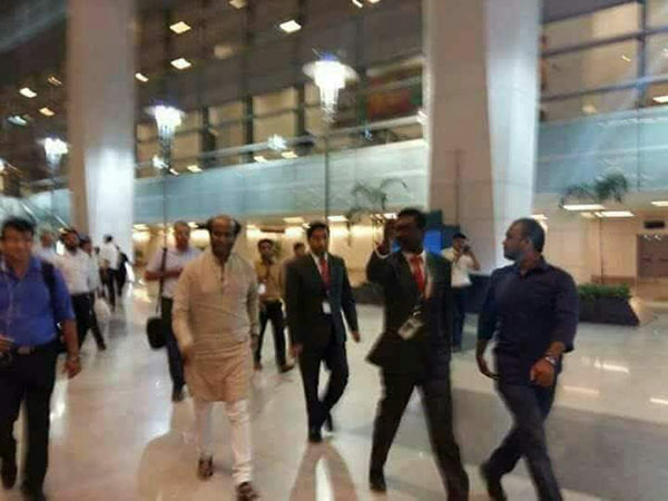 Actor Rajinikanth has started to Mumbai Actor Rajinikanth has started to Mumbai