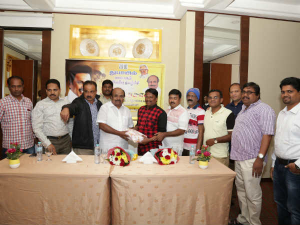 welcoming ceremony for DMK former MLA Razak in Dubai welcoming ceremony for DMK former MLA Razak in Dubai