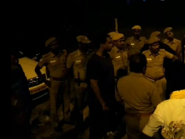 போலீஸ் படை விரைந்தது