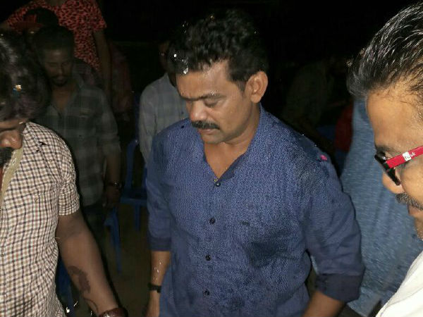 ஃபுல் மப்பில் இருந்ததால்