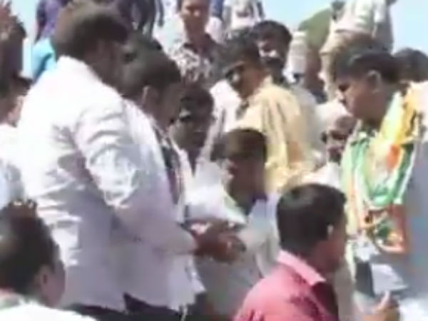 மாணவருக்கு அடி
