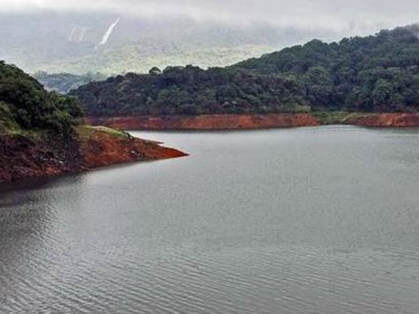 பவானி ஆற்றின் குறுக்கே தடுப்பணை