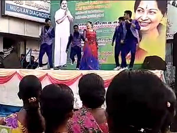 குத்தாட்டம் போட்ட நடனக்கலைஞர்கள்