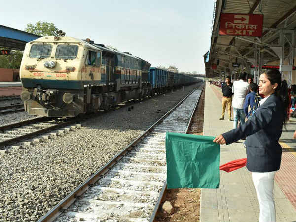 Gandhi Nagar Becomes Countrys First All Women Staff Railway Station Gandhi Nagar Becomes Countrys First All Women Staff Railway Station