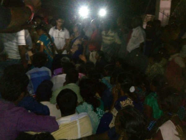 People Protest against Thoothukudi Sterlite Company People Protest against Thoothukudi Sterlite Company