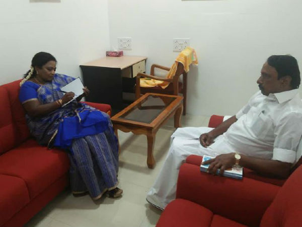 Tamilisai gave Exam Warriors book to Minister Sengottaiyan Tamilisai gave Exam Warriors book to Minister Sengottaiyan