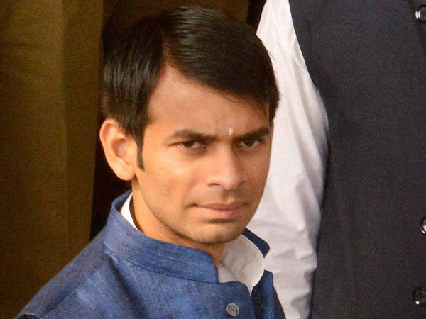 Tej Pratap Yadav says vacated govt bungalow as Nitish released ghosts in it Tej Pratap Yadav says vacated govt bungalow as Nitish released ghosts in it