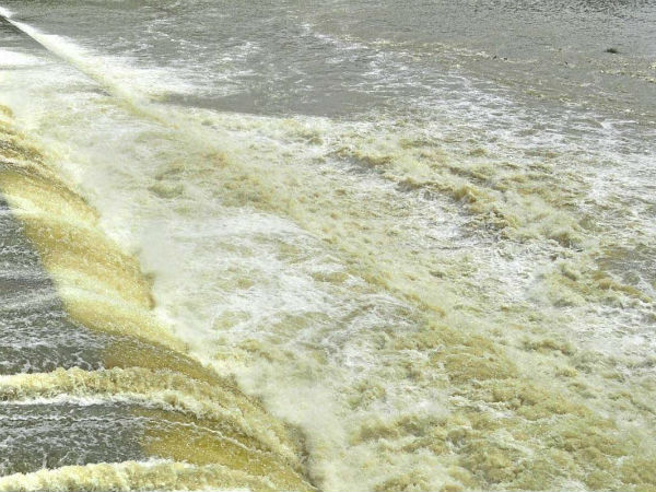 Centre pollution control board files report that Karnataka is releasing polluted cauvery water to tamilnadu Centre pollution control board files report that Karnataka is releasing polluted cauvery water to tamilnadu