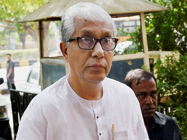Tiripura elecctions : Chief Minister Manik Sarkar is leading from Dhanpur constituency Tiripura elecctions : Chief Minister Manik Sarkar is leading from Dhanpur constituency