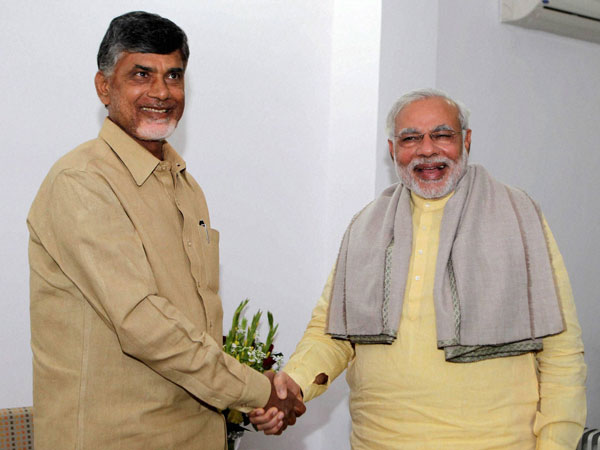 PM Narendra Modi speaks to Andhra Pradesh CM Chandrababu Naidu PM Narendra Modi speaks to Andhra Pradesh CM Chandrababu Naidu