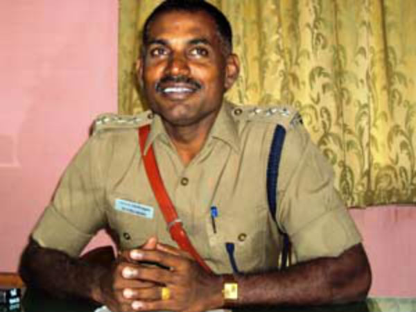 வெள்ளைத்துரை பிஹெச்டி