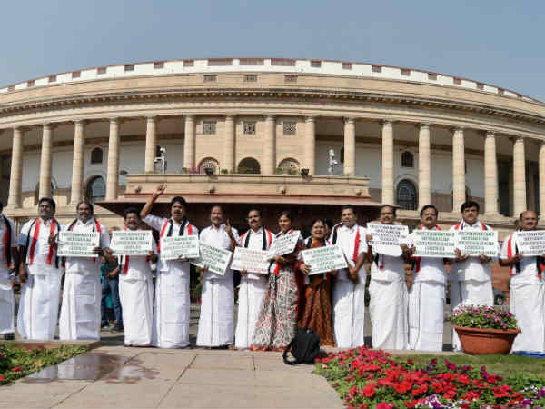 AIADMK MPs Should resign posts for Cauvery AIADMK MPs Should resign posts for Cauvery