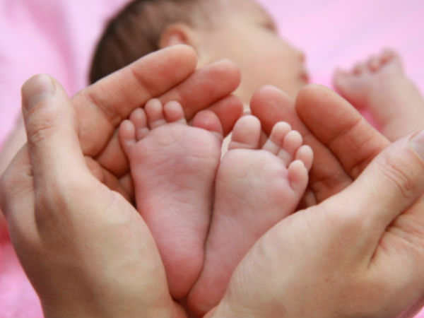 A three years old female baby dead after current shock A three years old female baby dead after current shock