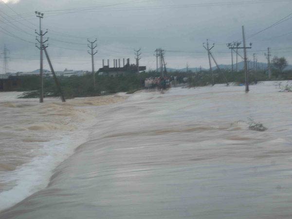 கோவையில் போராட்டம்