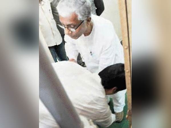 செய்தியாளர்களிடம் பேச்சு