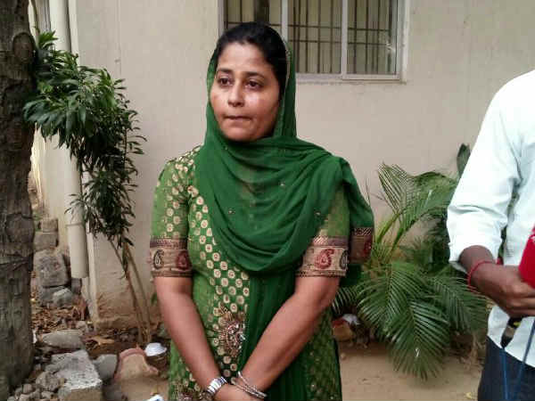 A lady complaint against ADMK MP Anwar Rajas son Nasar A lady complaint against ADMK MP Anwar Rajas son Nasar