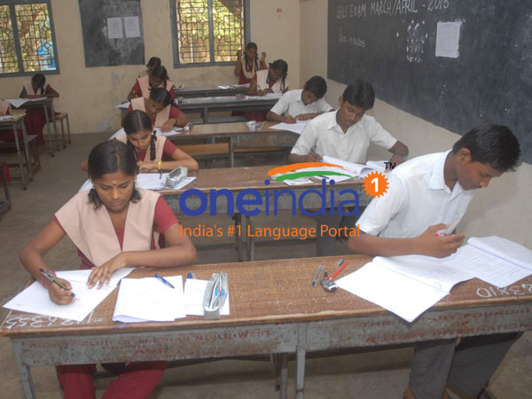 ஆசிரியர்களுக்கும் கட்டுப்பாடு