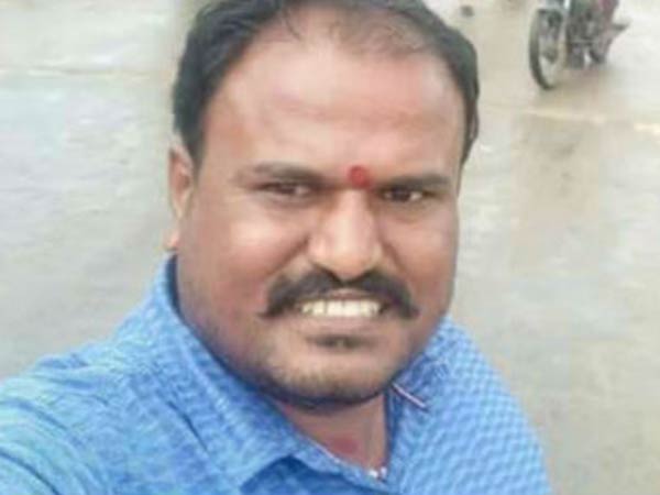 அப்போதுதான் மாட்டினார்
