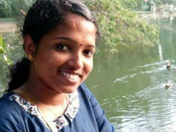 திருமணத்திற்கு 8 மணி நேரத்திற்கு முன் மகளை கொன்ற தந்தை.. கேரளாவில் ஆணவ படுகொலை 