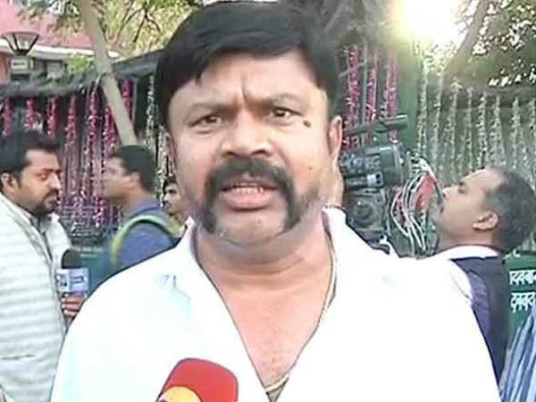 நண்பர்கள் ஆதரவு