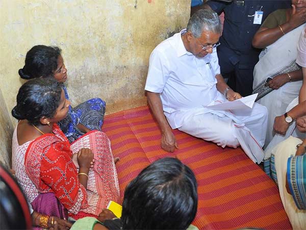 கேரளாவில் கொல்லப்பட்ட மது வீட்டிற்கு சென்ற பினராயி விஜயன்... மனநலமற்றவர்களுக்கு புதிய பாதுகாப்பு 