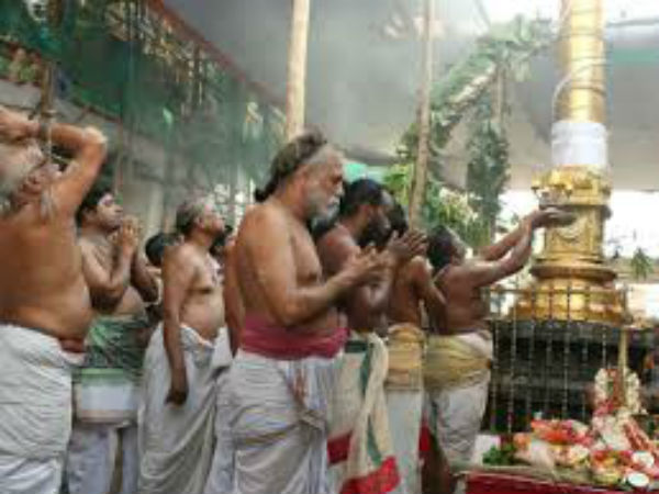 today kapaleeswarar karpagambal kodiyetram towards the arubaththumoovar festival today kapaleeswarar karpagambal kodiyetram towards the arubaththumoovar festival
