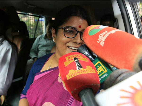 பணியிடமாற்றம்