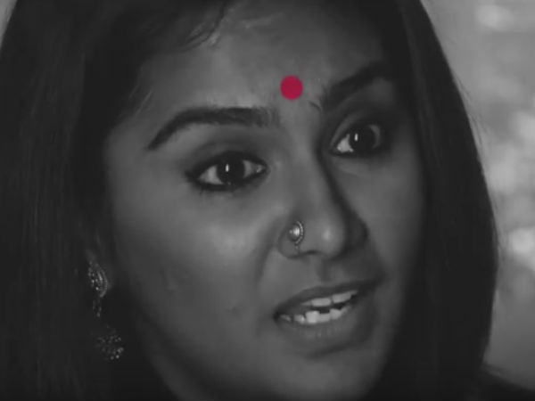 பக்கத்து வீட்டு பெண்